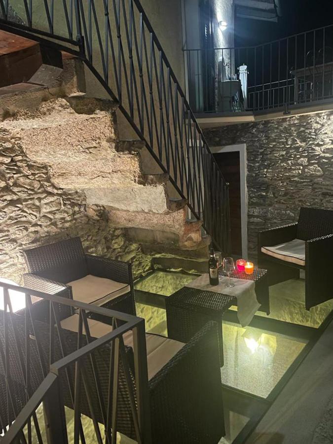 Independent Stone House With Lake View Musso Luaran gambar